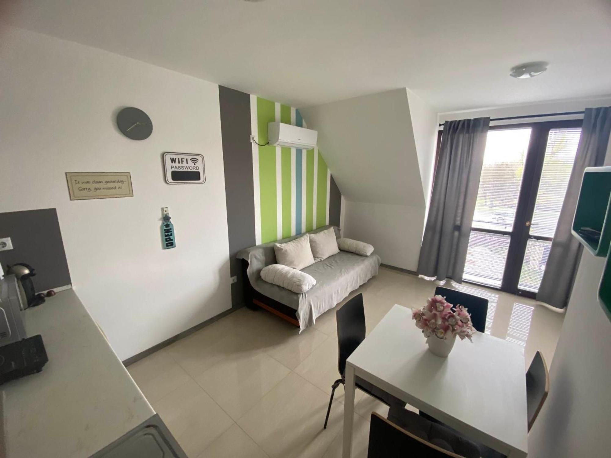 Lexy Family Apartman Hajdúszoboszló Exterior foto